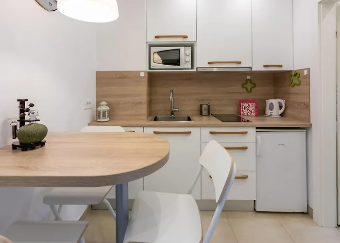 Mira تْسْغيكفانِتْسا