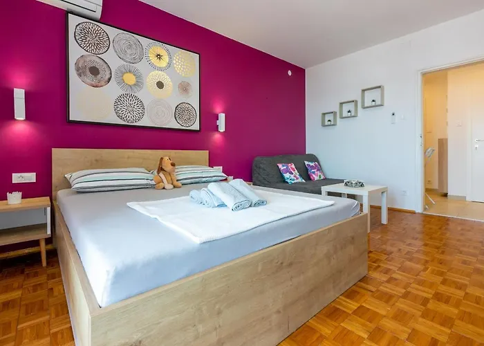 شقة Mira تْسْغيكفانِتْسا