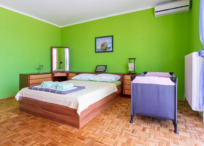 Mira تْسْغيكفانِتْسا