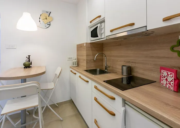 Mira تْسْغيكفانِتْسا